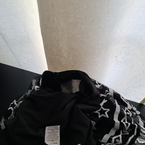 JEN'S PIRATE BOOTY...STUNNING DRESS - Picture 10 of 10